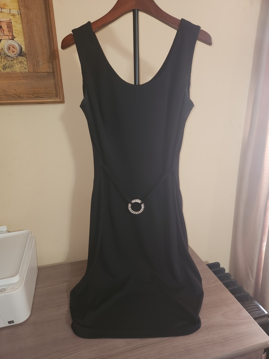 Filigree Dresses & Skirts - Classic Black Midi Dress with Decorative Buckle